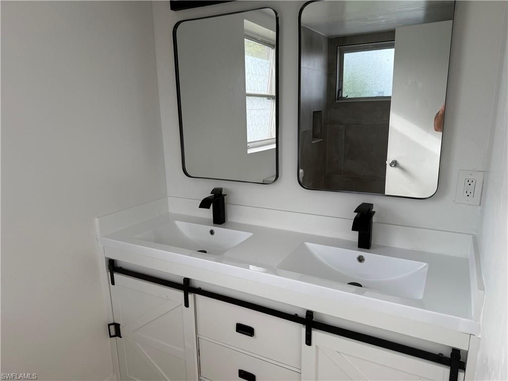 212 Davis Rd, Lehigh Acres, FL 33936 Photo