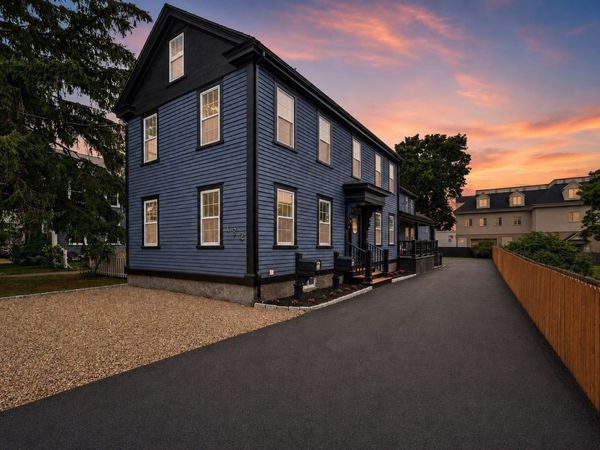 162 High St, Danvers, MA 01923