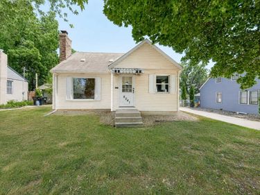 8241 Wentworth Avenue S, Bloomington, MN 55420