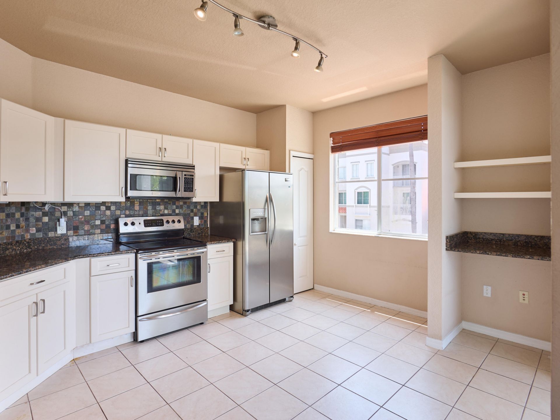 11037 Legacy Boulevard, Unit 201, Palm Beach Gardens, FL 33410 Photo