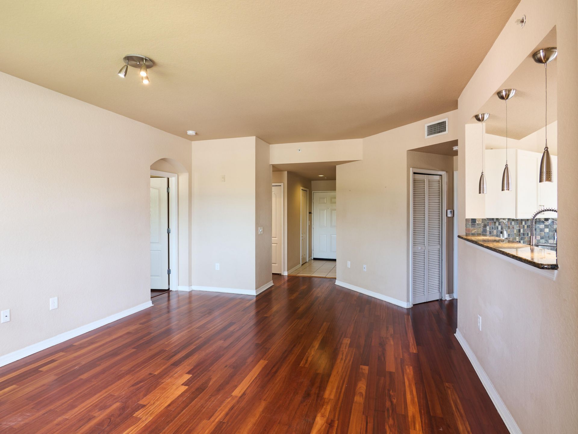 11037 Legacy Boulevard, Unit 201, Palm Beach Gardens, FL 33410 Photo