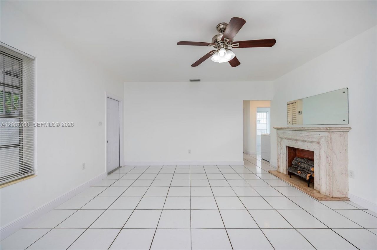 2624 NW 24th St, Miami, FL 33142 Photo