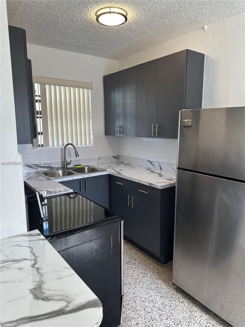 2624 NW 24th St, Miami, FL 33142 Photo
