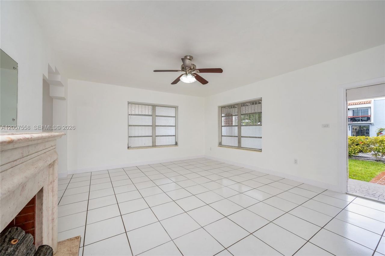 2624 NW 24th St, Miami, FL 33142 Photo