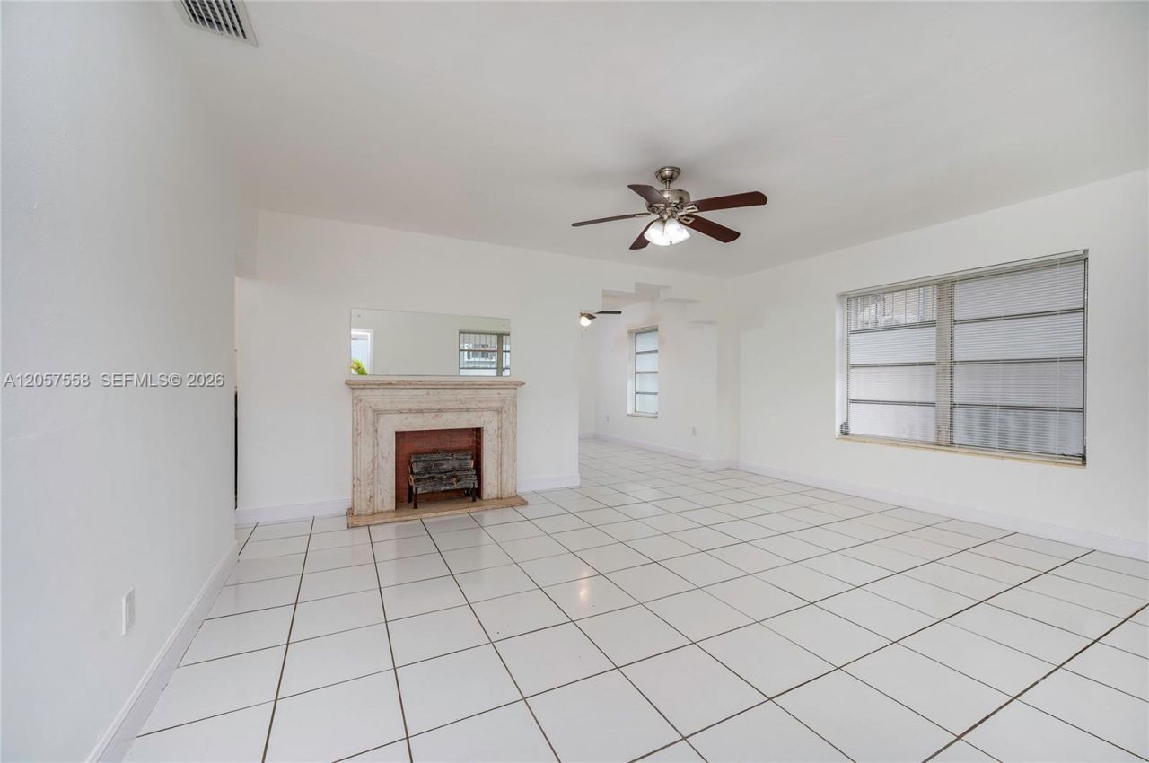 2624 NW 24th St, Miami, FL 33142 Photo