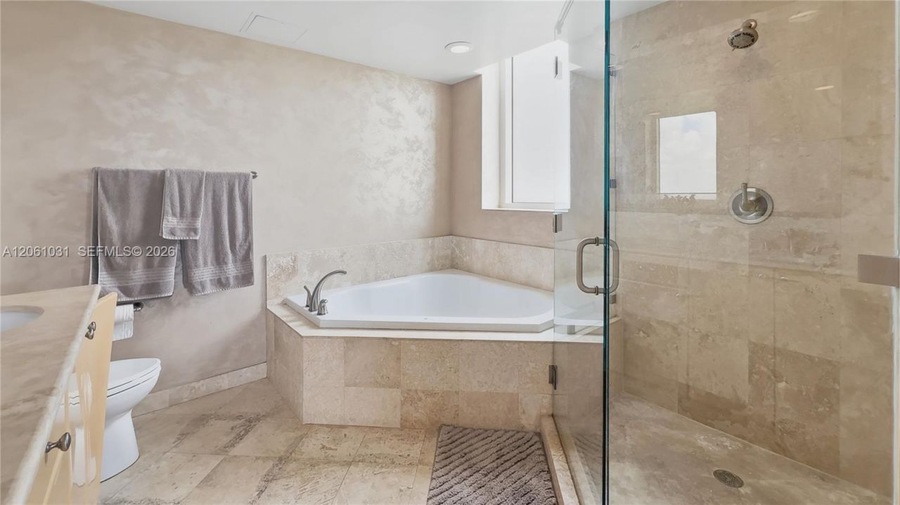 1755 E Hallandale Beach Blvd , Unit 2303E, Hallandale Beach, FL 33009 Photo