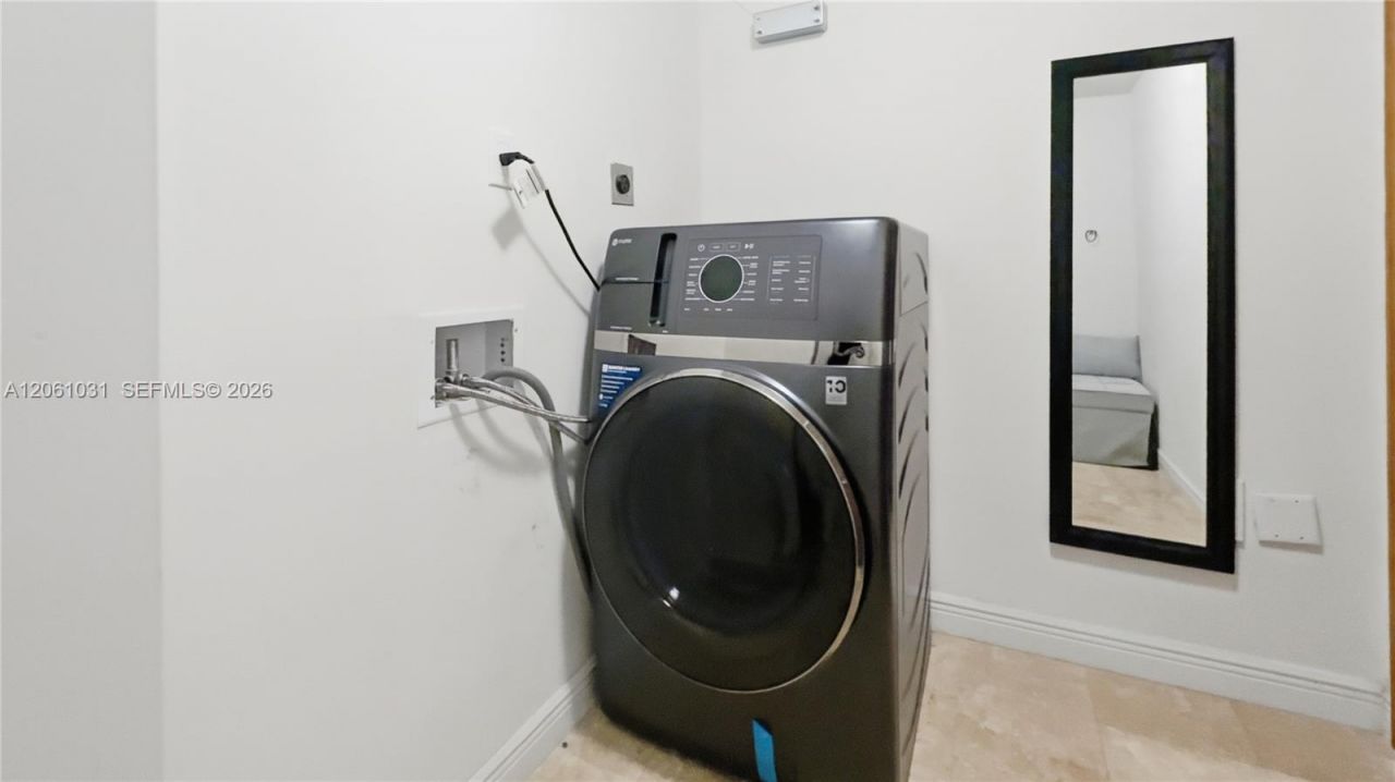 1755 E Hallandale Beach Blvd , Unit 2303E, Hallandale Beach, FL 33009 Photo
