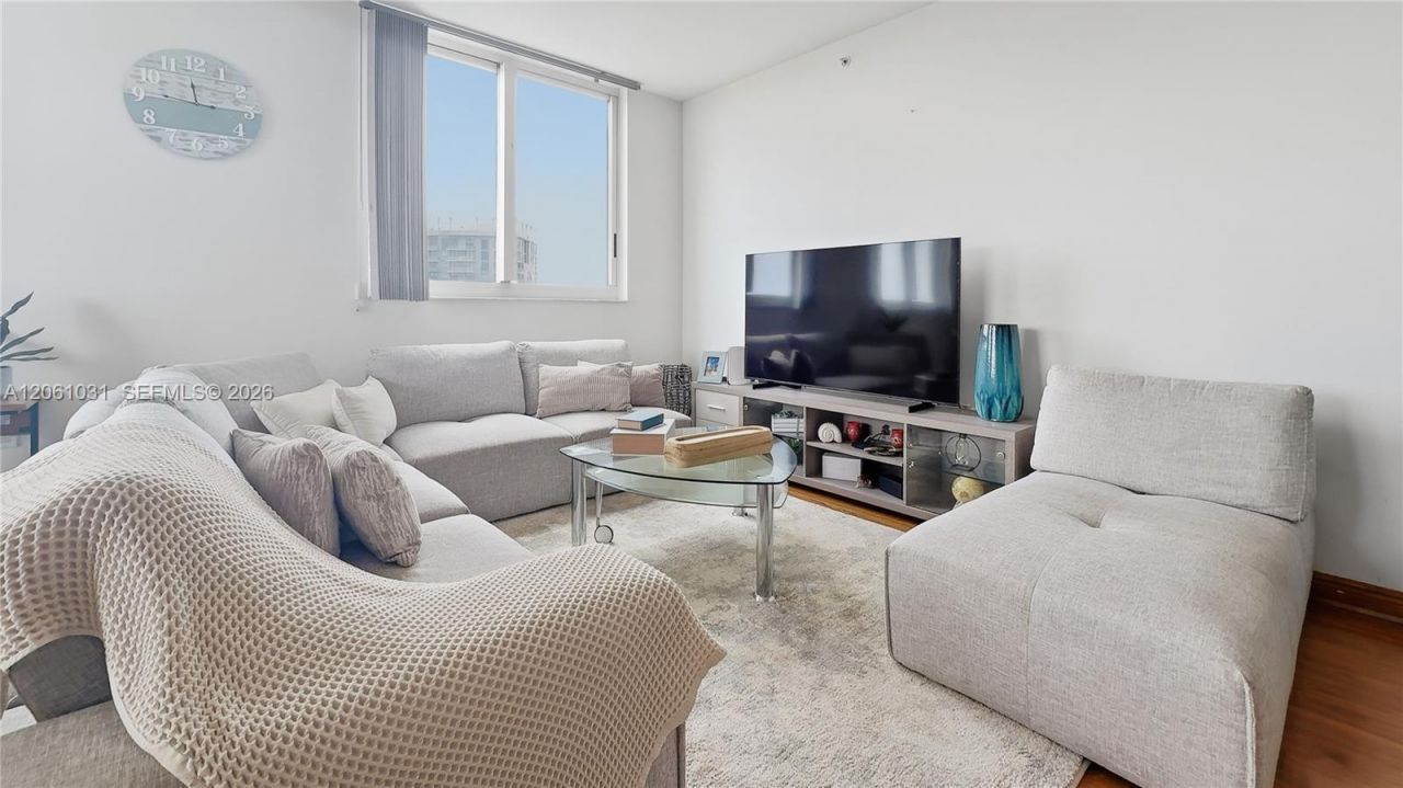 1755 E Hallandale Beach Blvd, Unit 2303E, Hallandale Beach, FL 33009 Photo