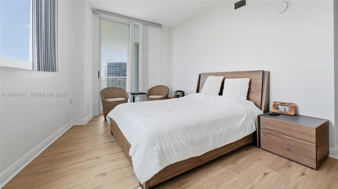 1755 E Hallandale Beach Blvd , Unit 2303E, Hallandale Beach, FL 33009 Photo