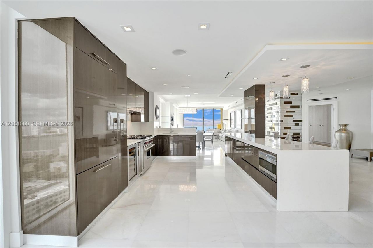 17875 Collins Ave, Unit 3201, Sunny Isles Beach, FL 33160 Photo