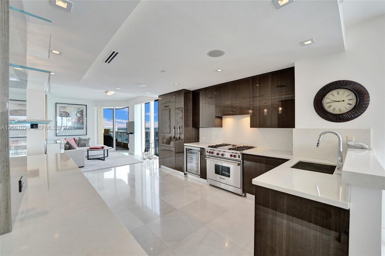 17875 Collins Ave, Unit 3201, Sunny Isles Beach, FL 33160 Photo