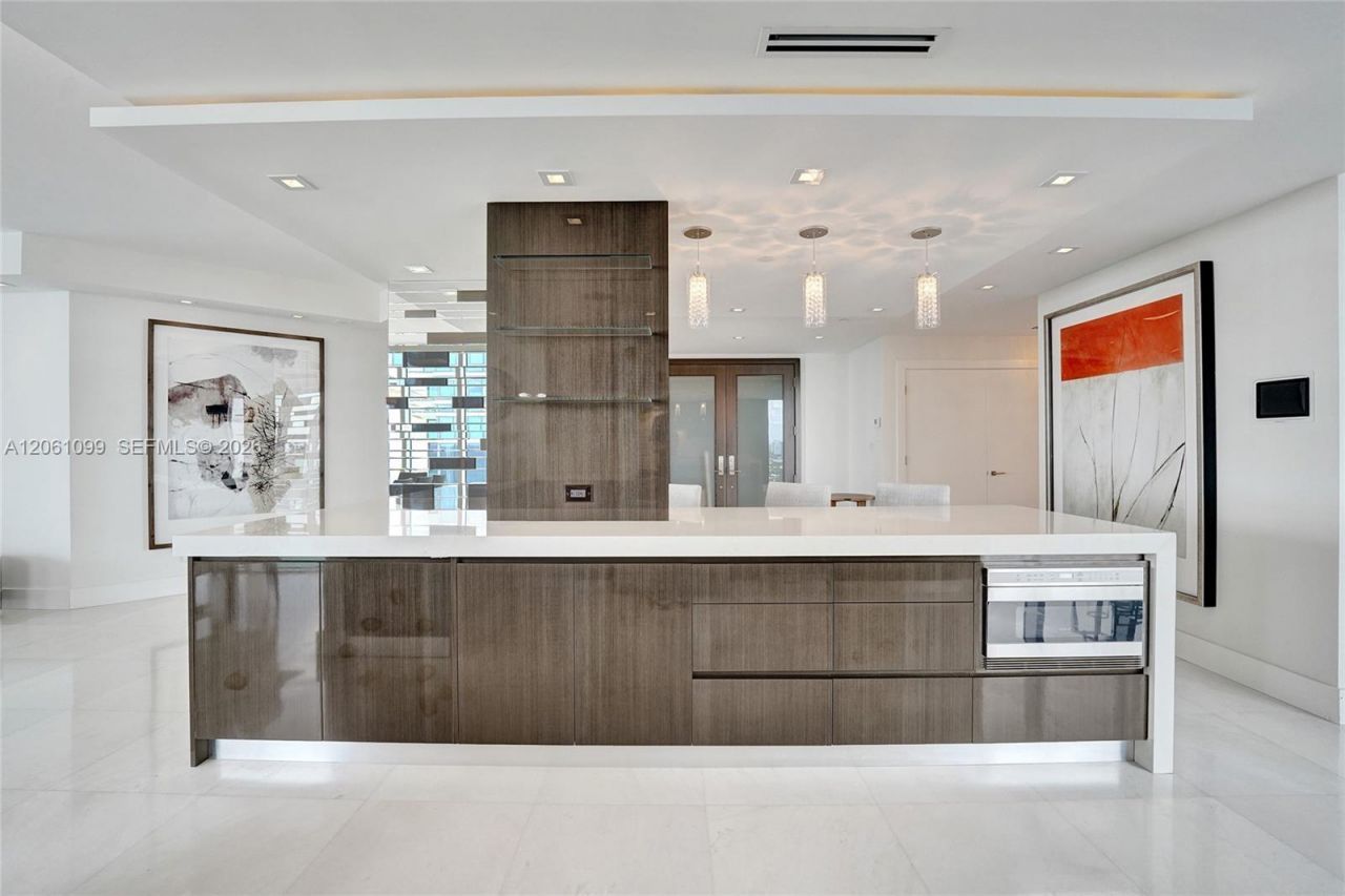 17875 Collins Ave, Unit 3201, Sunny Isles Beach, FL 33160 Photo