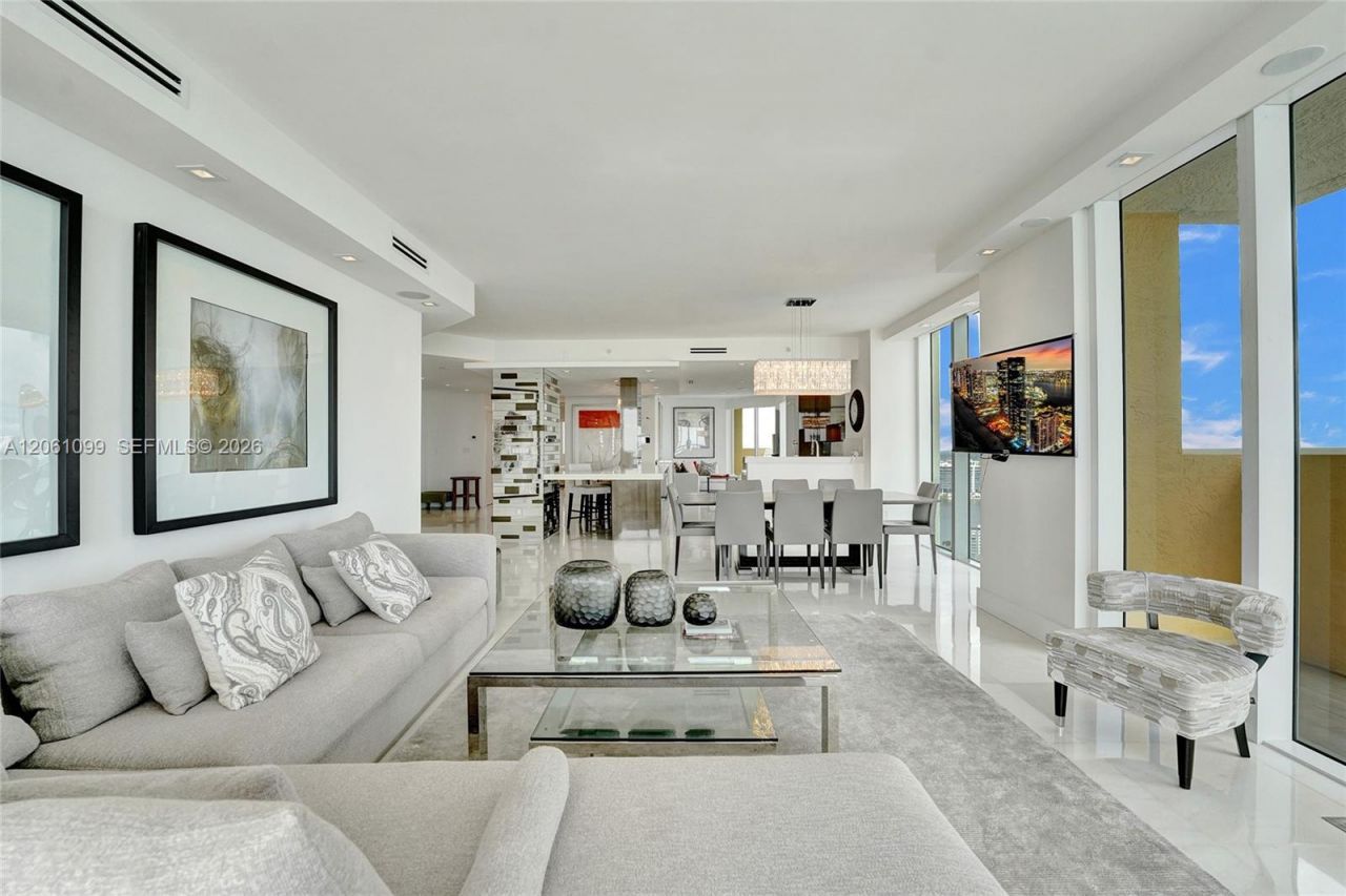 17875 Collins Ave, Unit 3201, Sunny Isles Beach, FL 33160 Photo