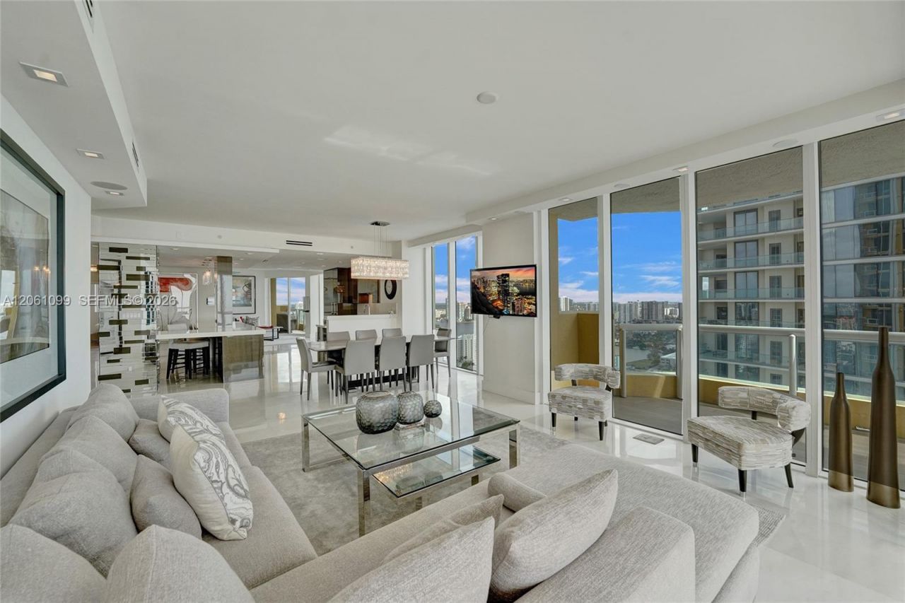 17875 Collins Ave, Unit 3201, Sunny Isles Beach, FL 33160 Photo