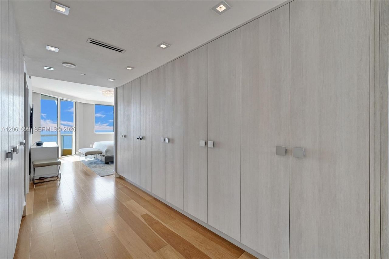 17875 Collins Ave, Unit 3201, Sunny Isles Beach, FL 33160 Photo