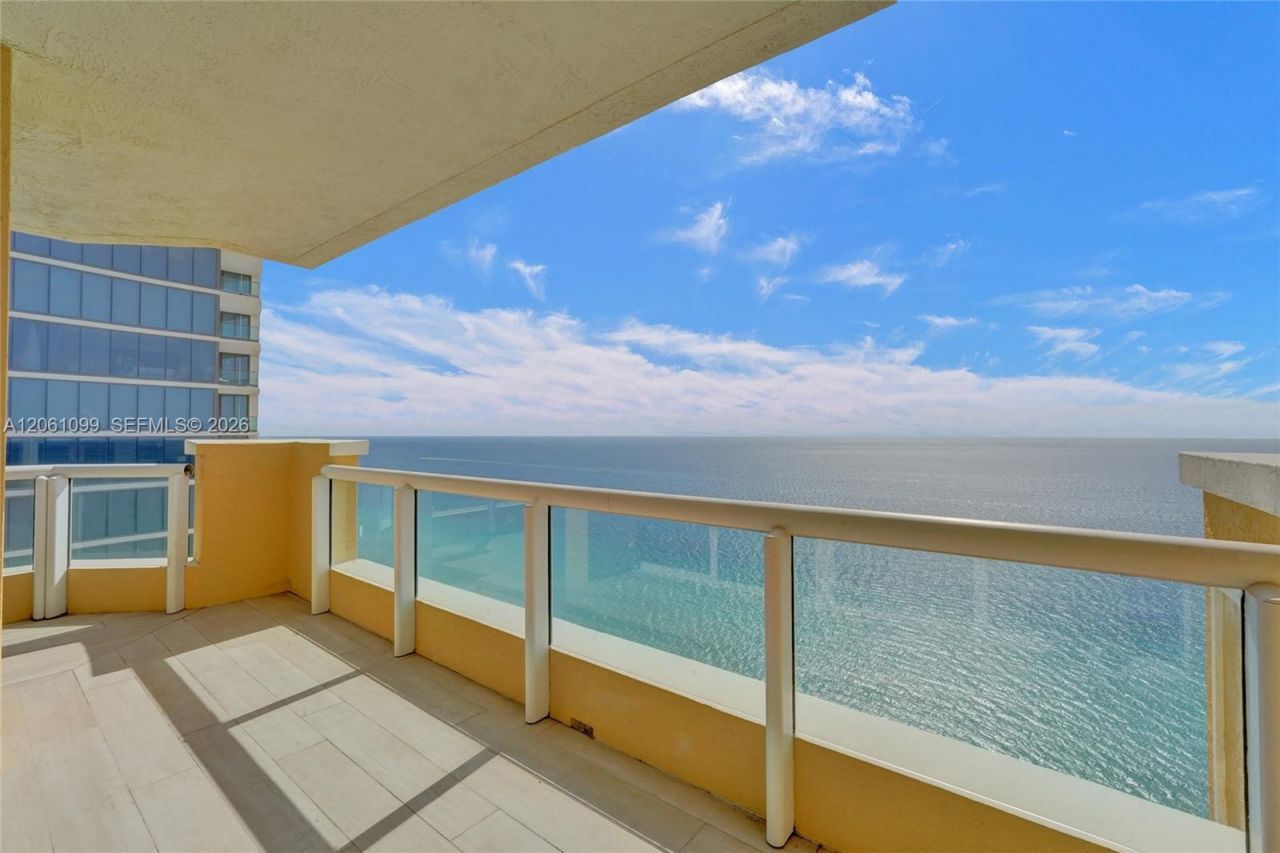 17875 Collins Ave, Unit 3201, Sunny Isles Beach, FL 33160 Photo
