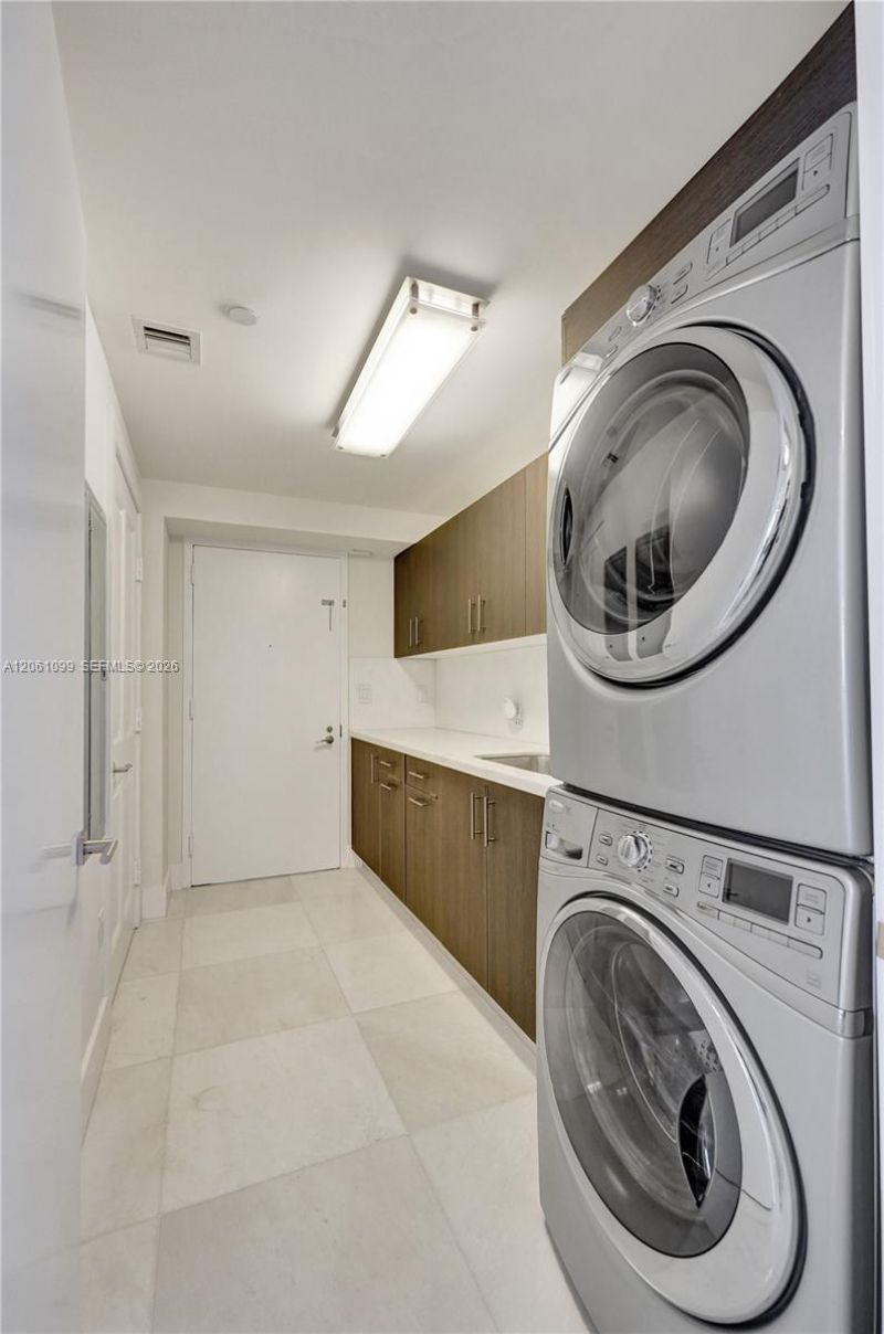17875 Collins Ave, Unit 3201, Sunny Isles Beach, FL 33160 Photo