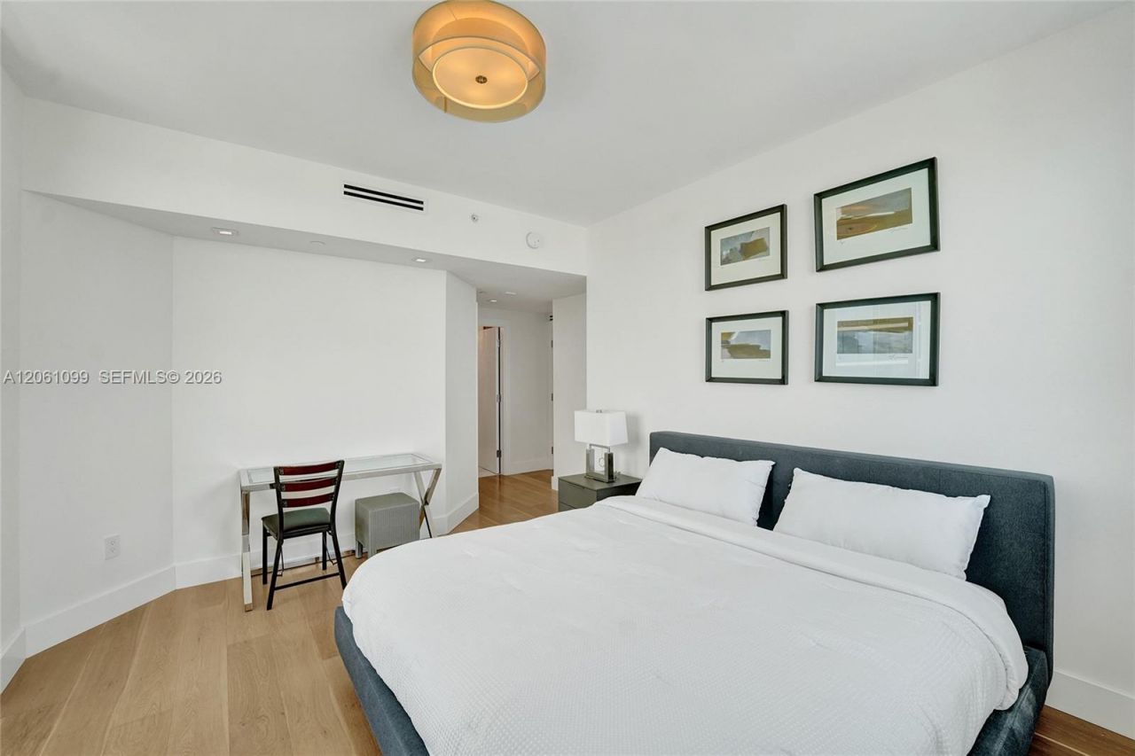 17875 Collins Ave, Unit 3201, Sunny Isles Beach, FL 33160 Photo