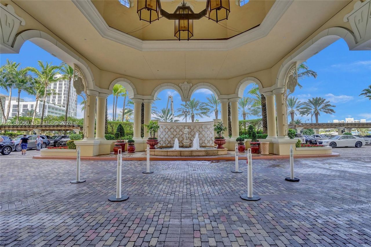 17875 Collins Ave, Unit 3201, Sunny Isles Beach, FL 33160 Photo