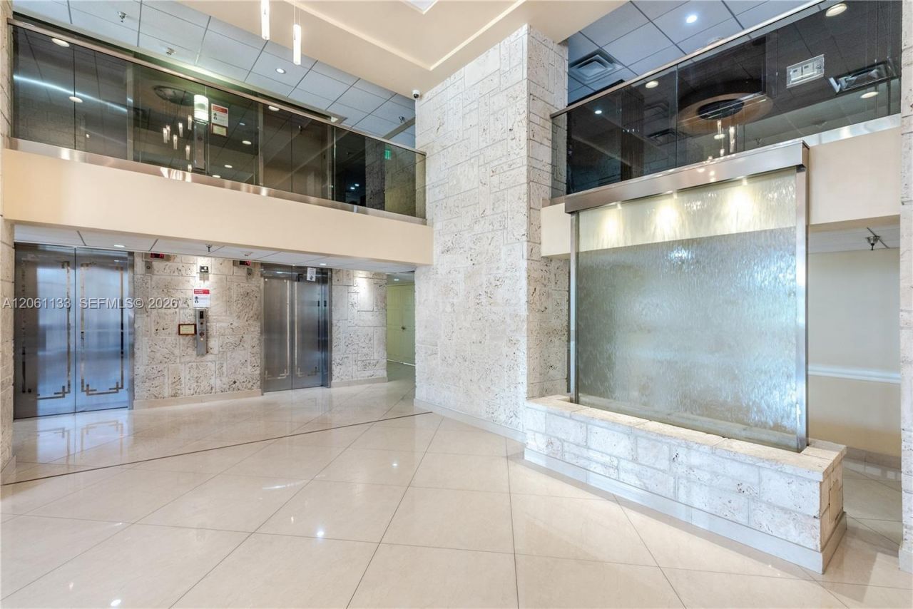 290 174th St, Unit 617, Sunny Isles Beach, FL 33160 Photo
