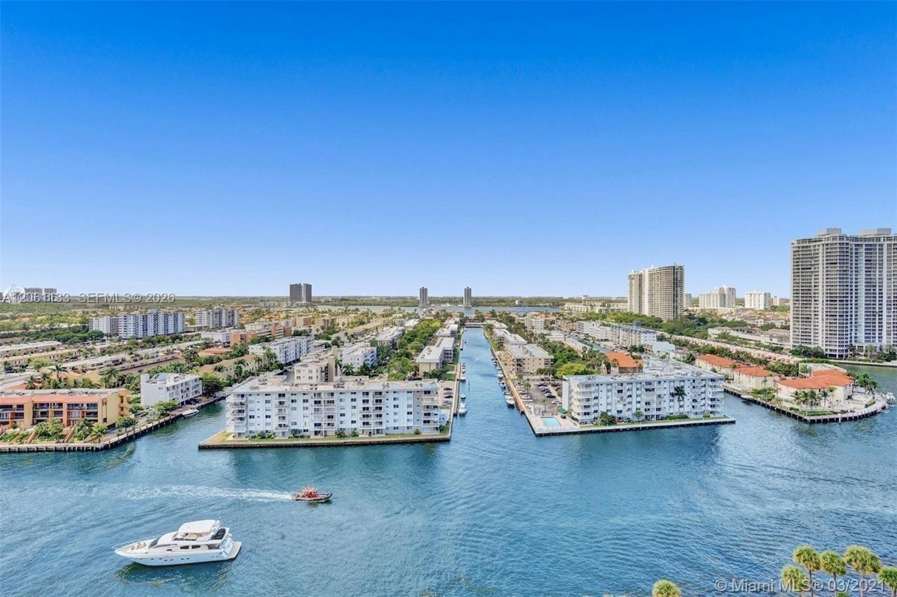 290 174th St, Unit 617, Sunny Isles Beach, FL 33160 Photo