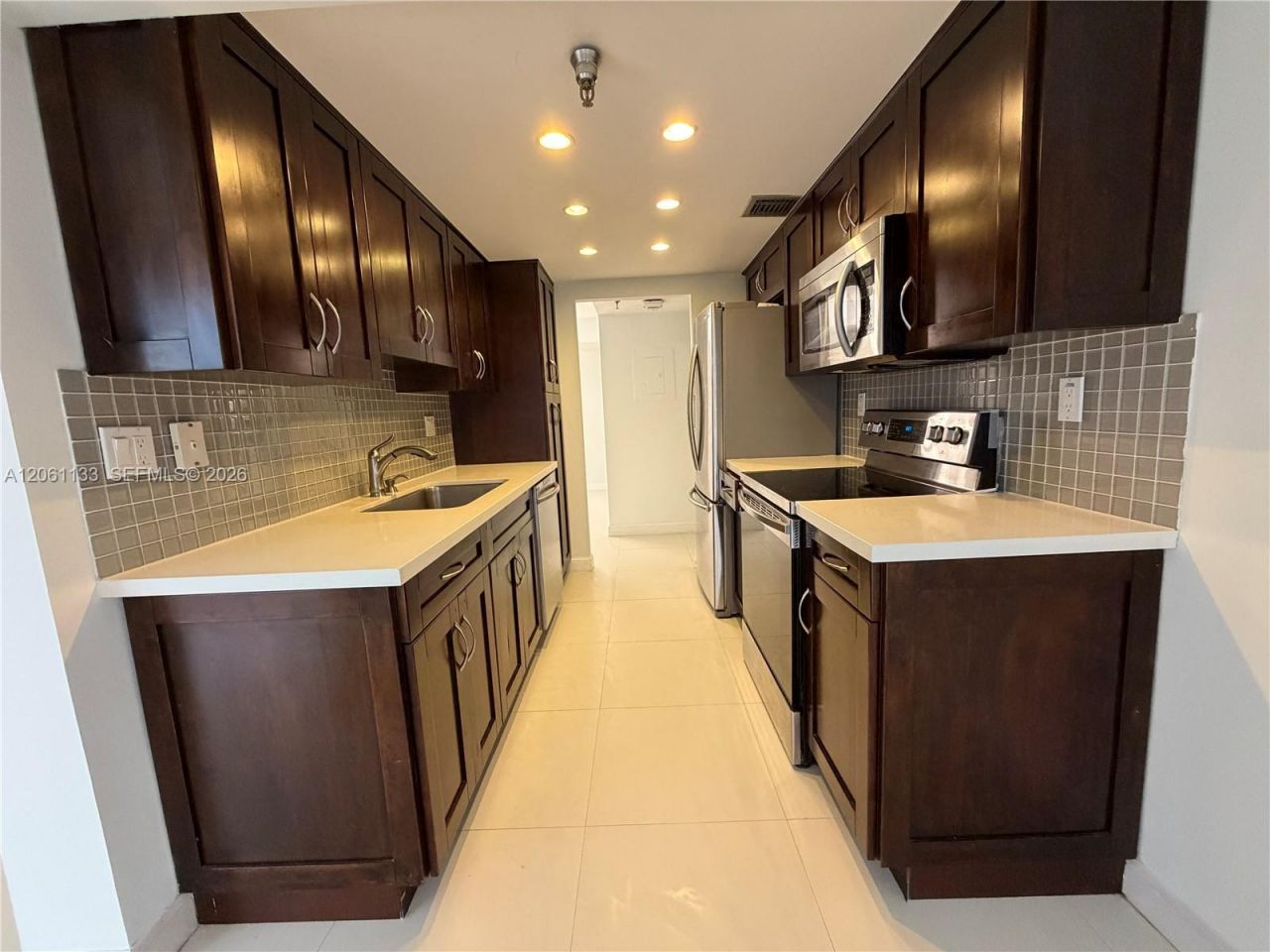 290 174th St, Unit 617, Sunny Isles Beach, FL 33160 Photo