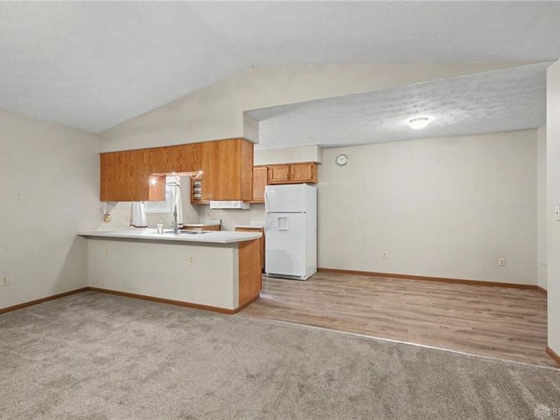 405 Patty Drive, Bradford, OH 45308 Photo 12