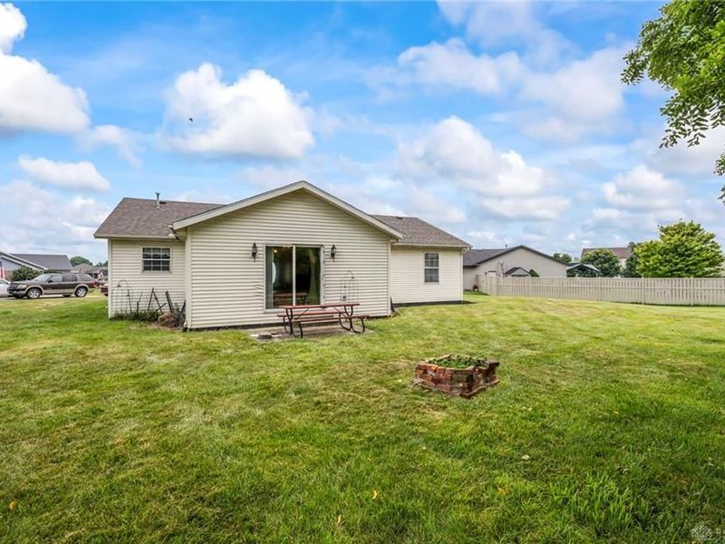 405 Patty Drive, Bradford, OH 45308 Photo 40