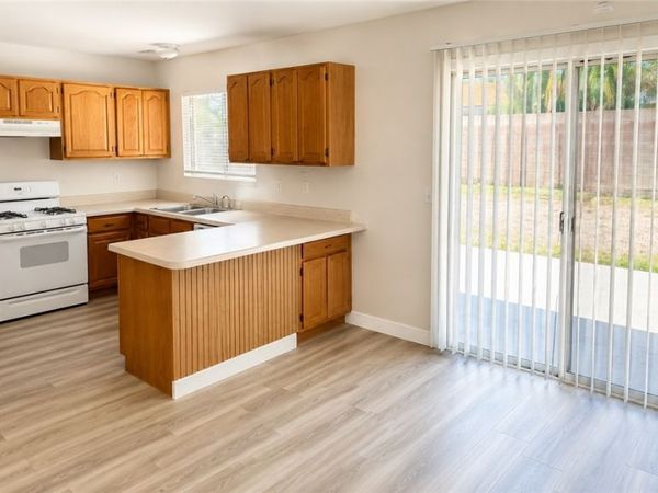 4417 E Ogden Avenue, Las Vegas, NV 89110