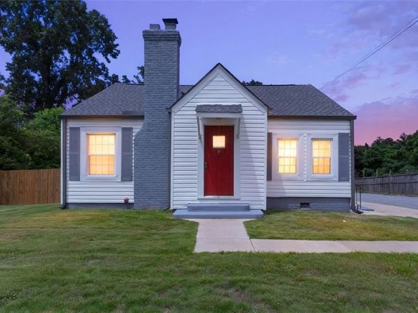 1 Forest Drive , Tuscaloosa, AL 35404