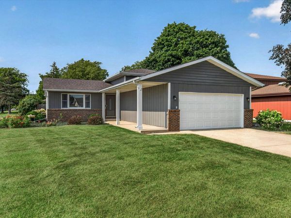 5166 W 88th Court , Crown Point, IN 46307