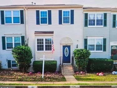 7441 COURTLAND CIRCLE, MANASSAS, VA 20111