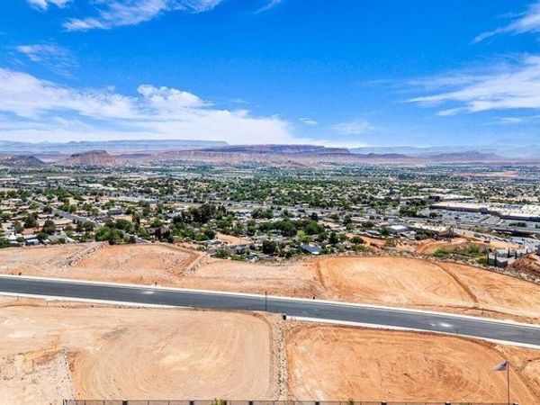 Unit 63, St. George, UT 84770
