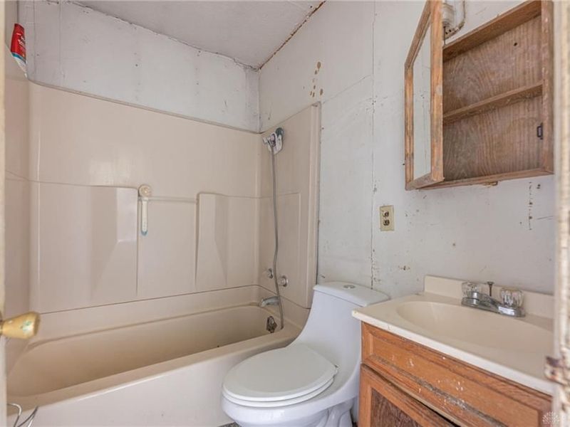 9423 Bruce Drive, Franklin Township, OH 45005 Photo 11