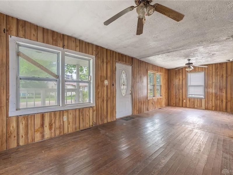 9423 Bruce Drive, Franklin Township, OH 45005 Photo 7
