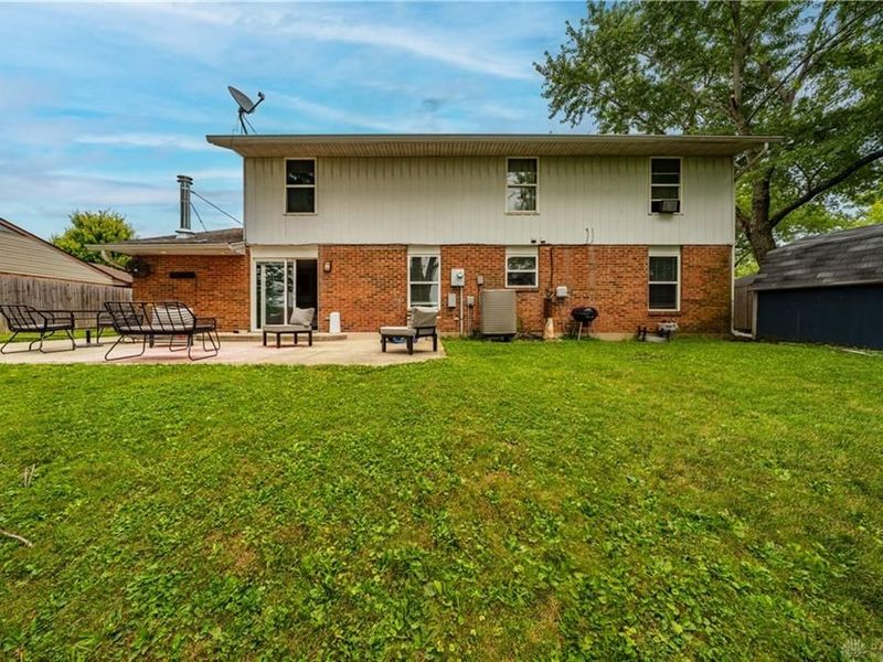 7519 Rustic Woods Drive, Huber Heights, OH 45424 Photo 34