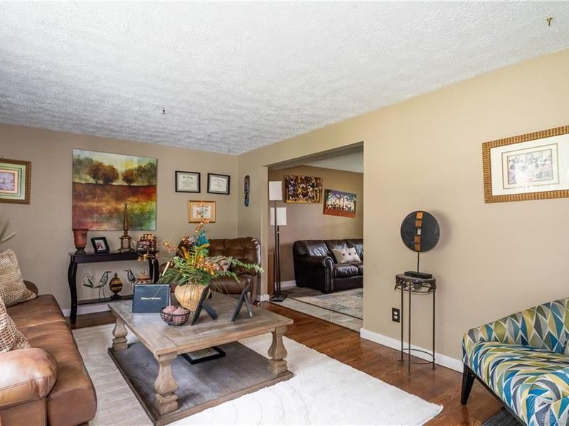 7519 Rustic Woods Drive, Huber Heights, OH 45424 Photo 5