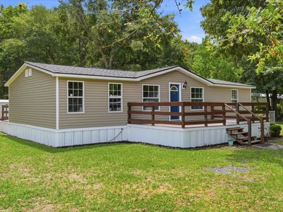 522 Pauline Drive, Bonneau, SC 29431