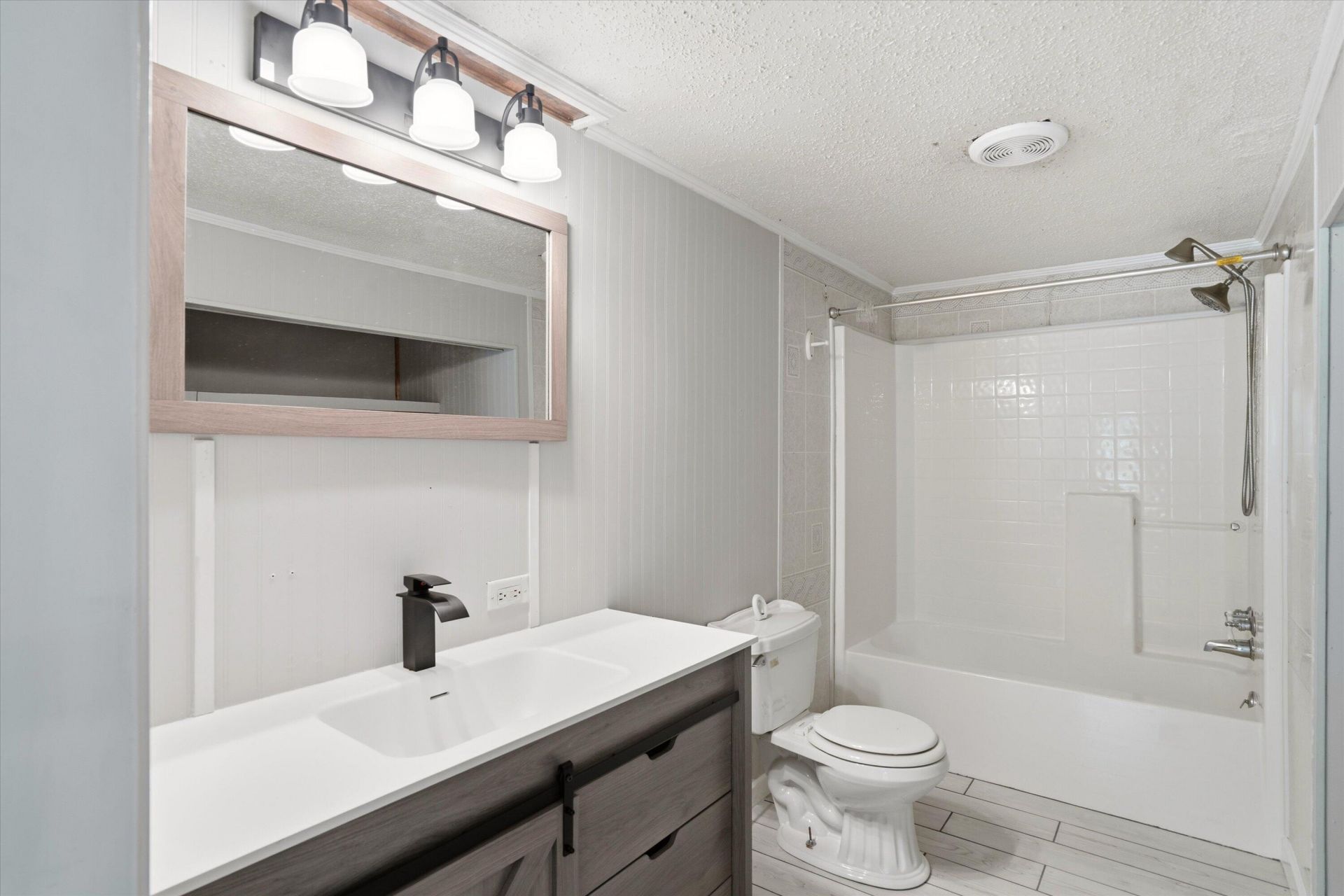 522 Pauline Drive Photo 16