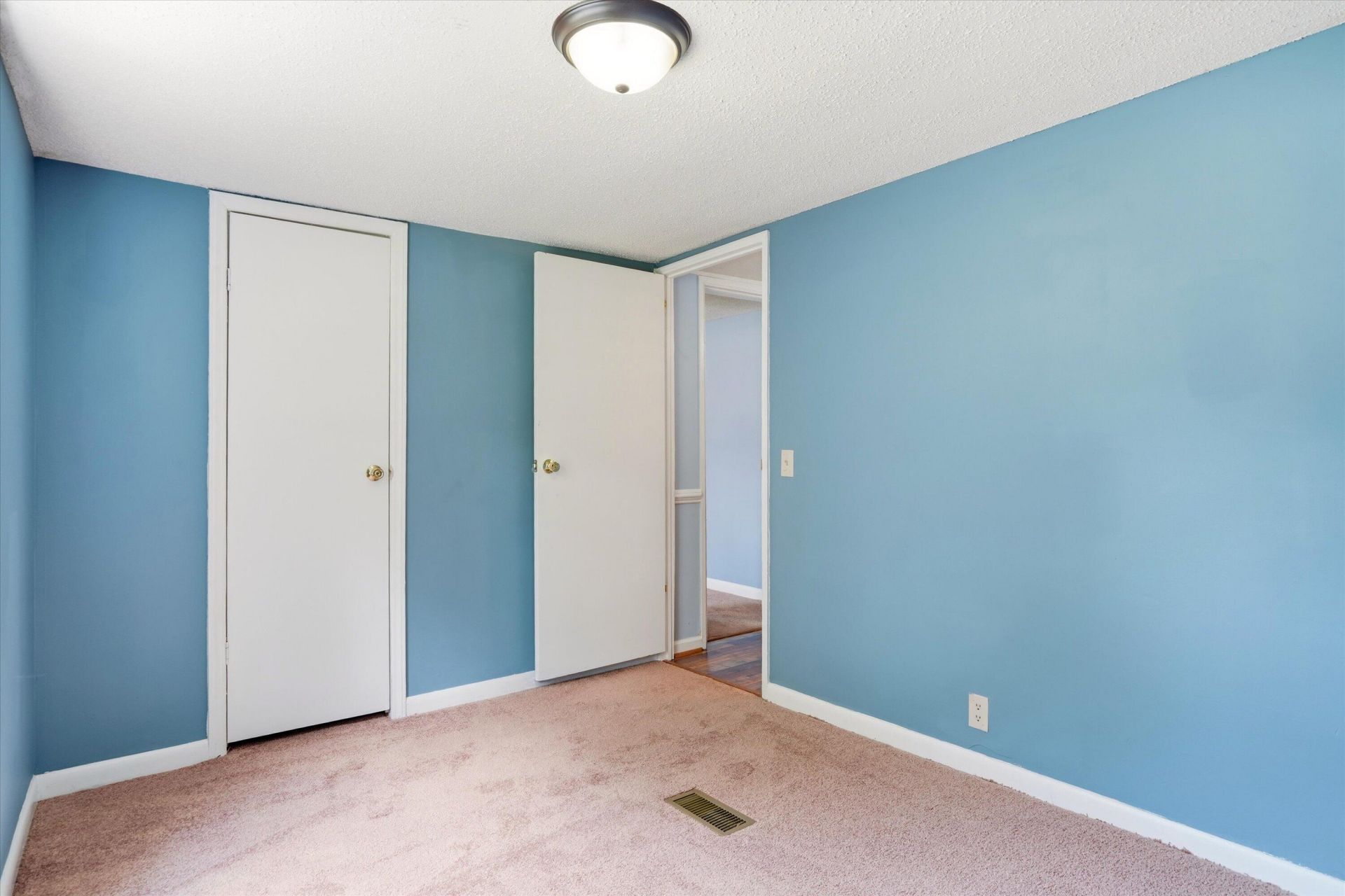 522 Pauline Drive Photo 19