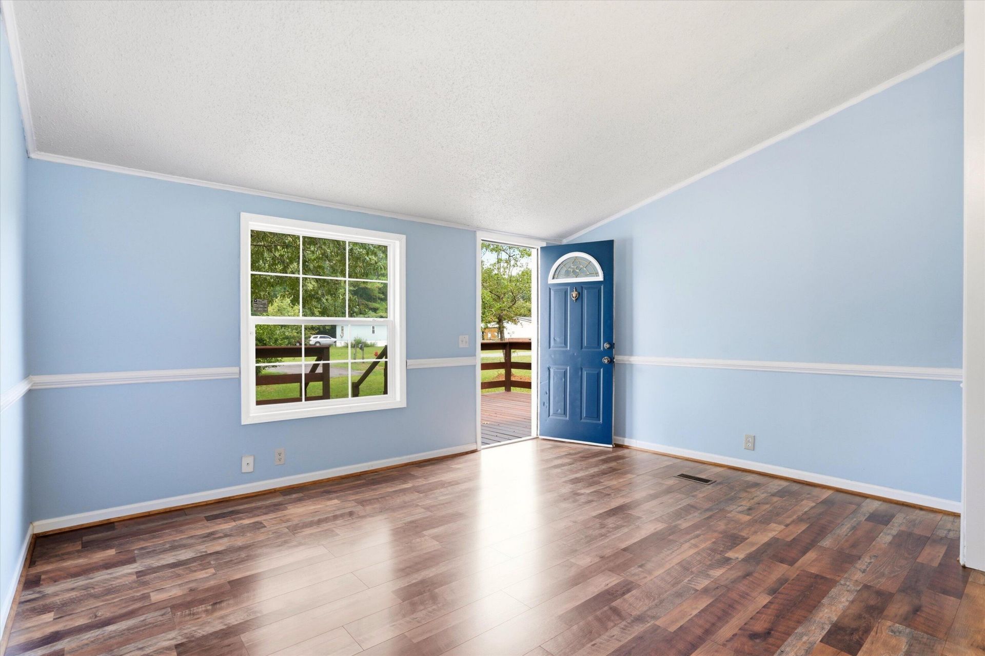 522 Pauline Drive Photo 4