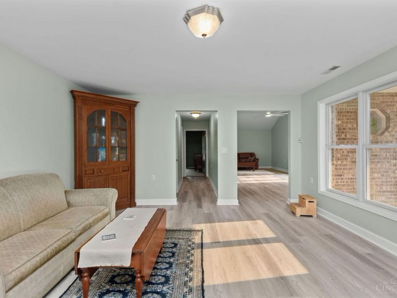 9790 Baker Hanselman Road, Franklin Twp, OH 45121 Photo 10