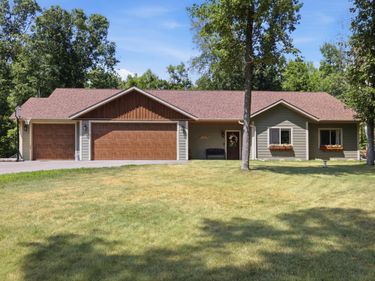 8356 Flower Trail, Breezy Point, MN 56472