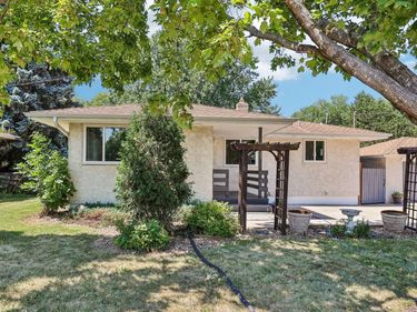 5563 Main Avenue NE, Albertville, MN 55301