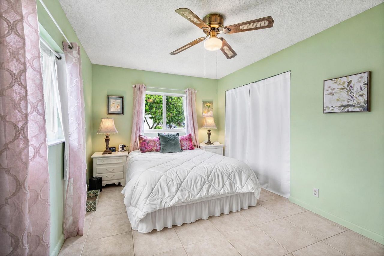 22217 SW 64th Terrace, Boca Raton, FL 33428 Photo