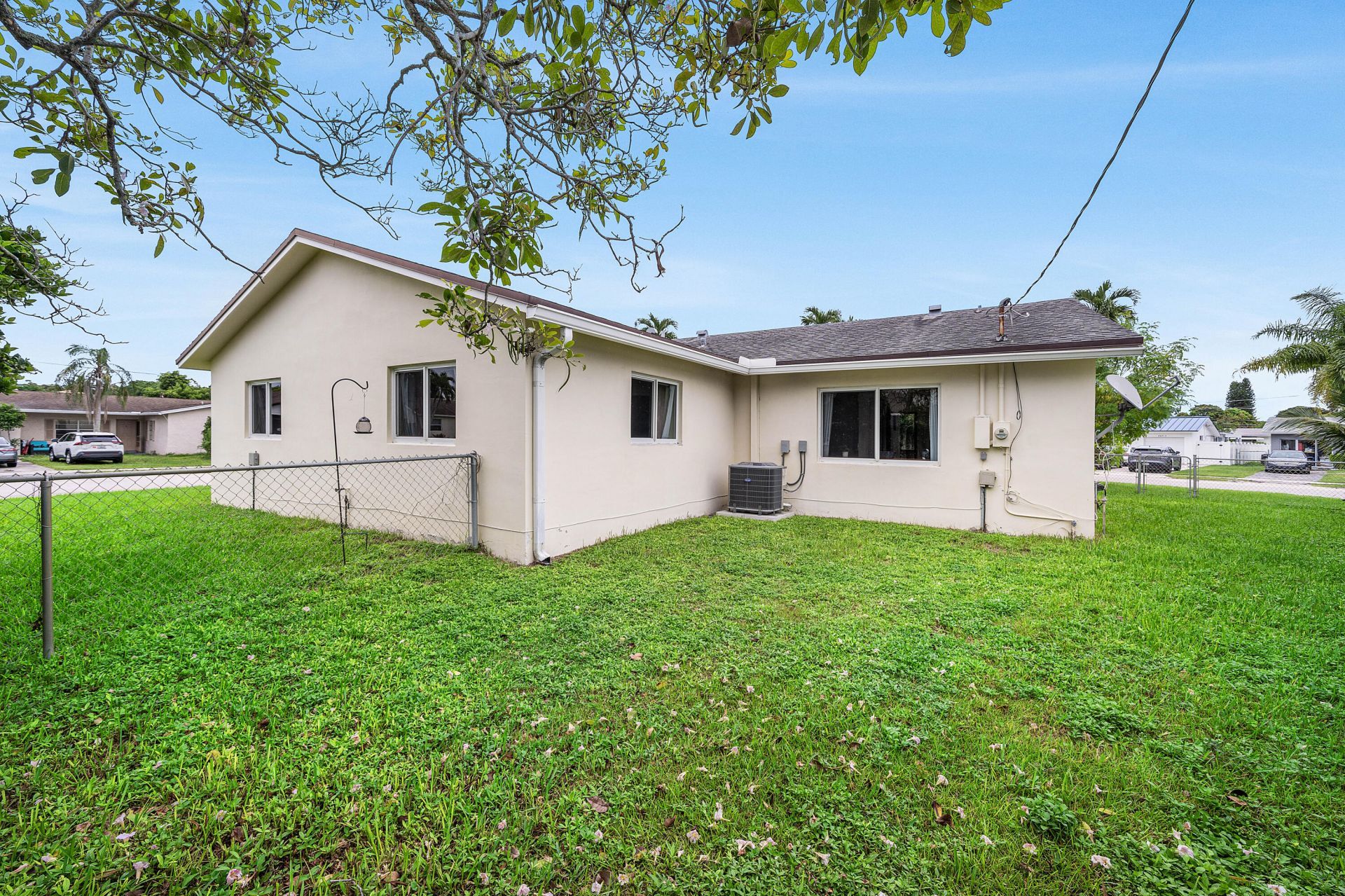 22217 SW 64th Terrace, Boca Raton, FL 33428 Photo