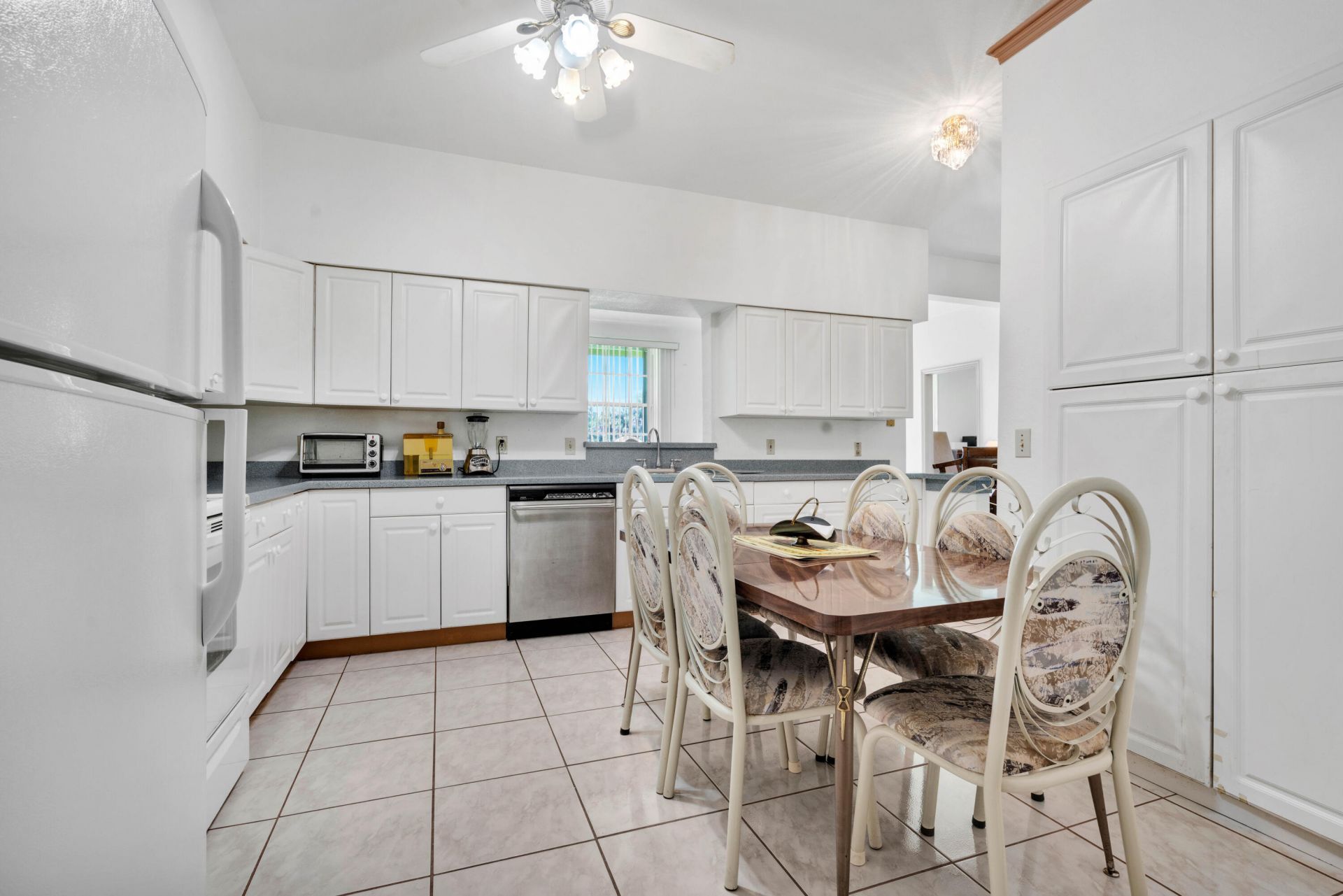 420 18th Avenue Ne, Naples, FL 34120 Photo