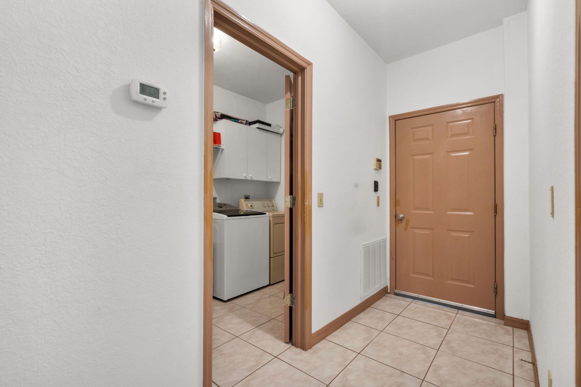 420 18th Avenue Ne, Naples, FL 34120 Photo