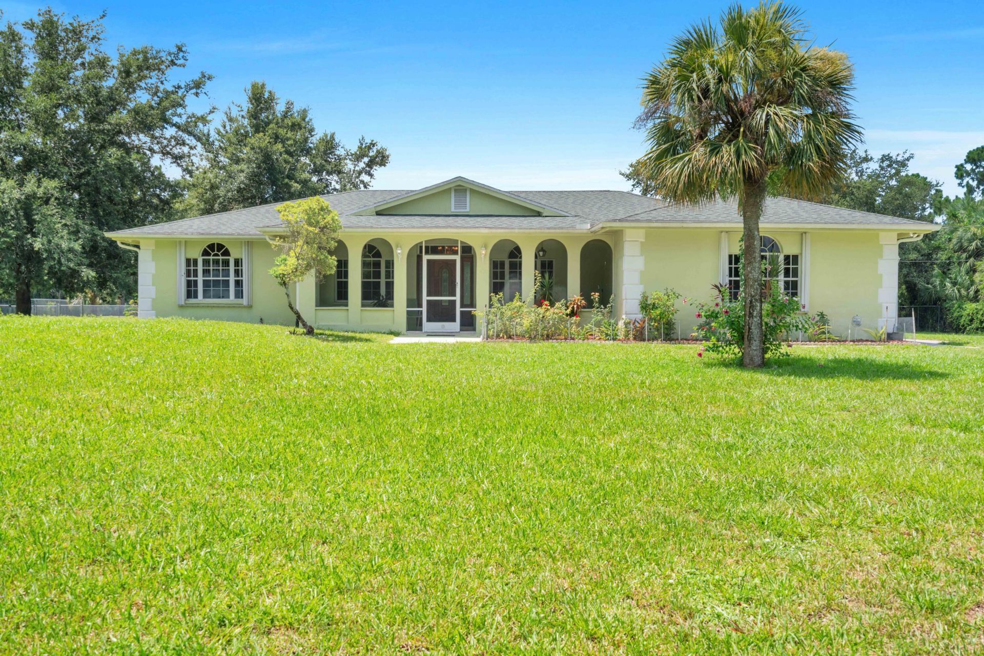 420 18th Avenue Ne, Naples, FL 34120 Photo