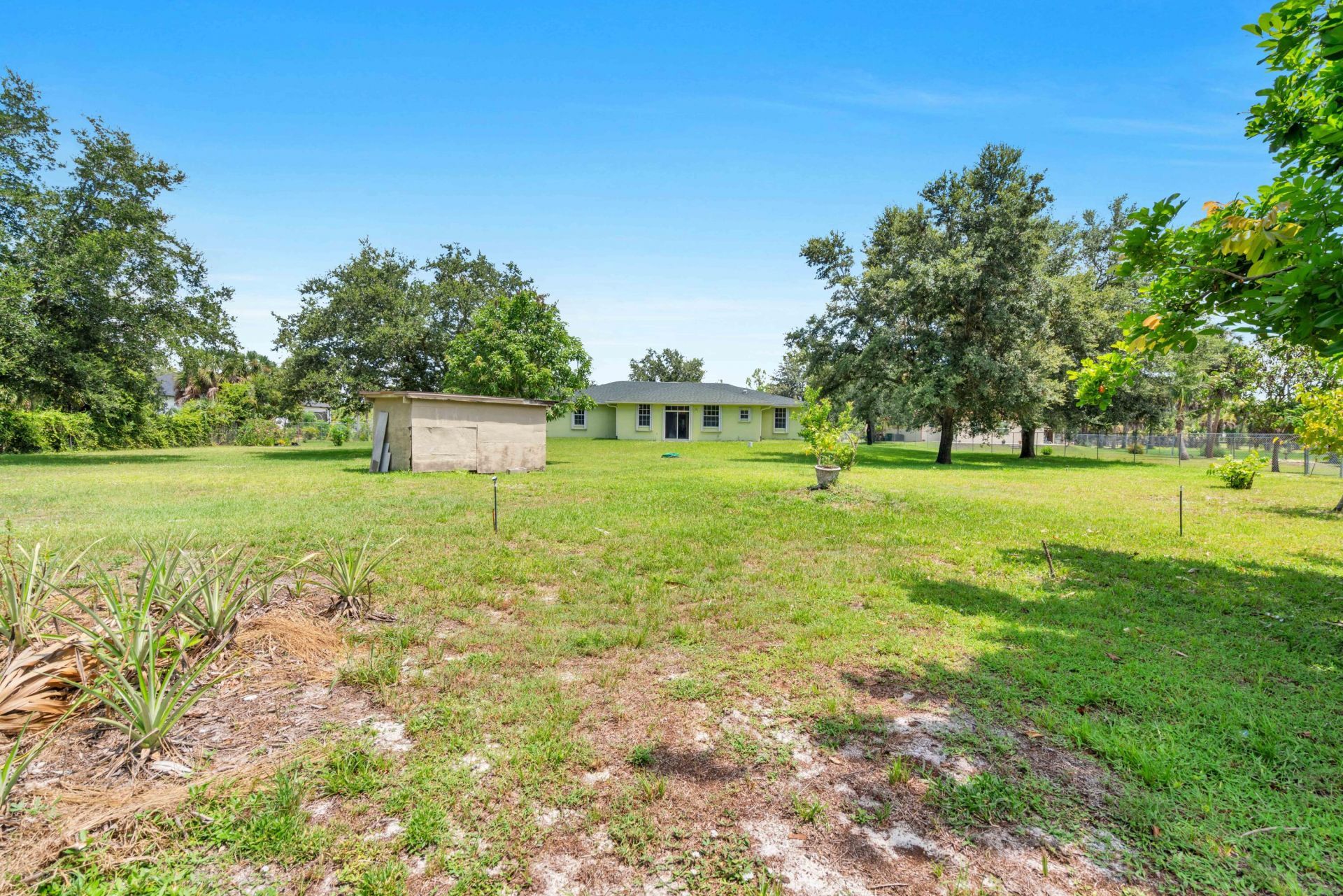 420 18th Avenue Ne, Naples, FL 34120 Photo